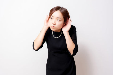 新盆(初盆)に適した喪服とは?招く側・招かれる側それぞれで解説