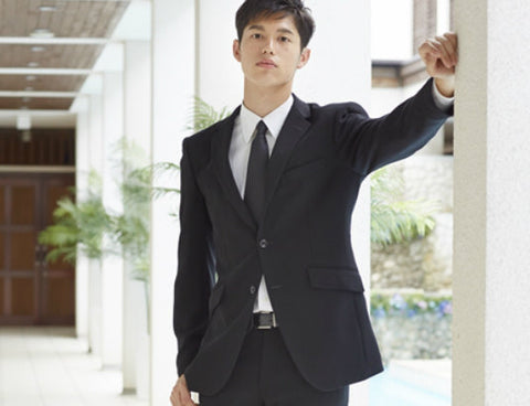 これで好印象!メンズのブラックフォーマル着こなし術