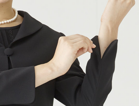 ブラックフォーマルのサイズ選びのコツ教えます!