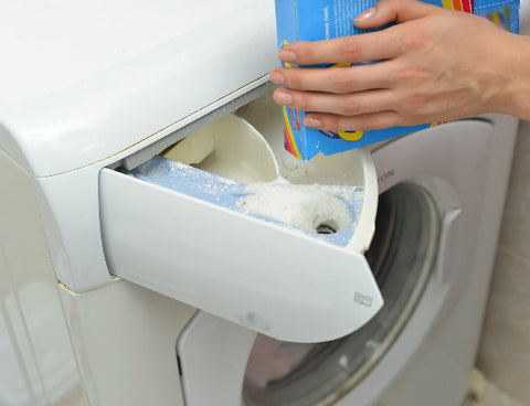 夏の喪服は洗えるタイプが便利!ウォッシャブルブラックフォーマルの魅力