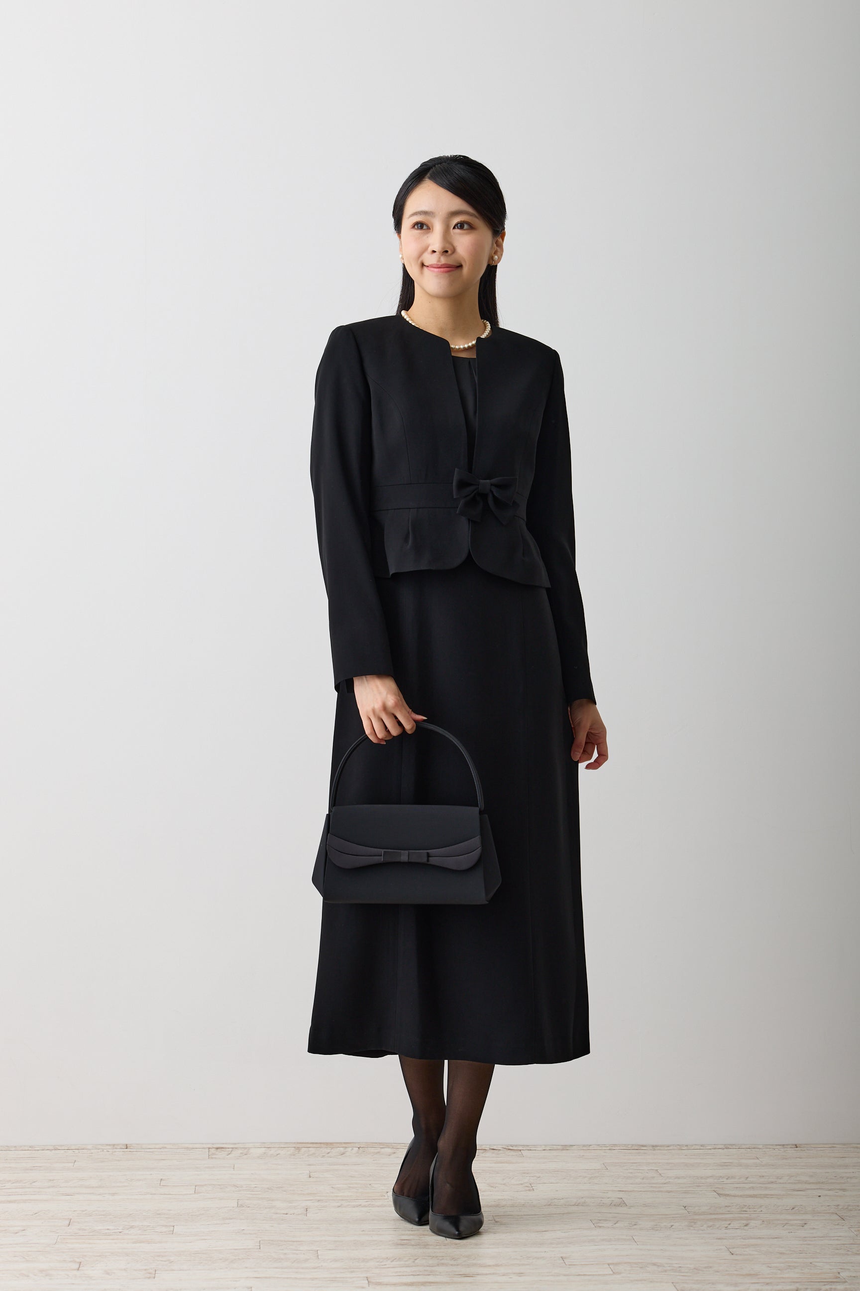 新品　19号(19ABR) ブラックフォーマルアンサンブル　喪服 ブラックフォーマル 洗えるアンサンブル(0103263)9号・ブラック