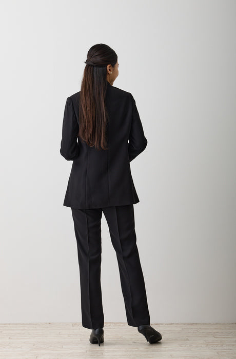 ブラックフォーマル パンツスーツ2点セット 胸当て付 オフィス対応 net